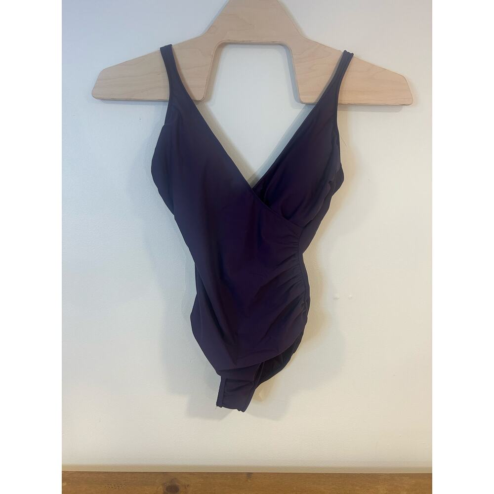 Miraclesuit V-neck one-piece swimsuit purple  distinctive ruched side Summer